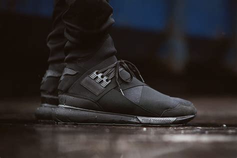 y 3 qasa triple black